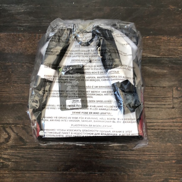 Loungefly collection exclusive LF Minnie  polka dot mini backpack black NWT - Picture 5 of 5